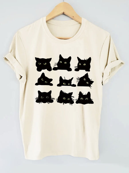 夏と春にぴったりの、猫のグラフィックプリントが施された編み上げTシャツ。カジュアルなクルーネックで、女性の服にぴったりです。【MPFA24060318】